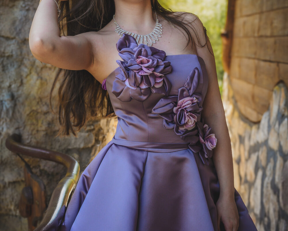 Фотосесия за абитуриентски бал от Gigova Frames